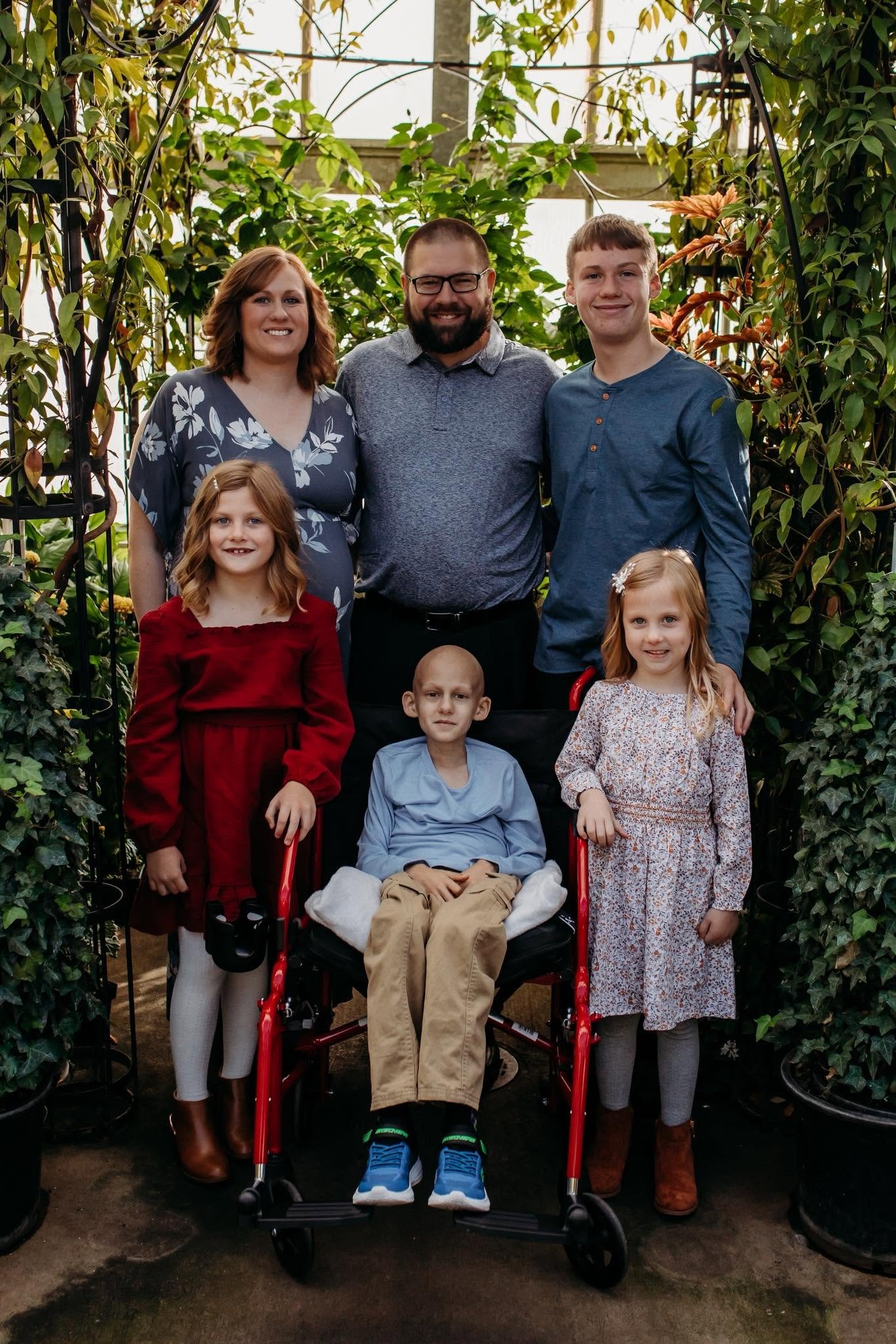The Springsteen family together — Gavin in the center with his parents and siblings